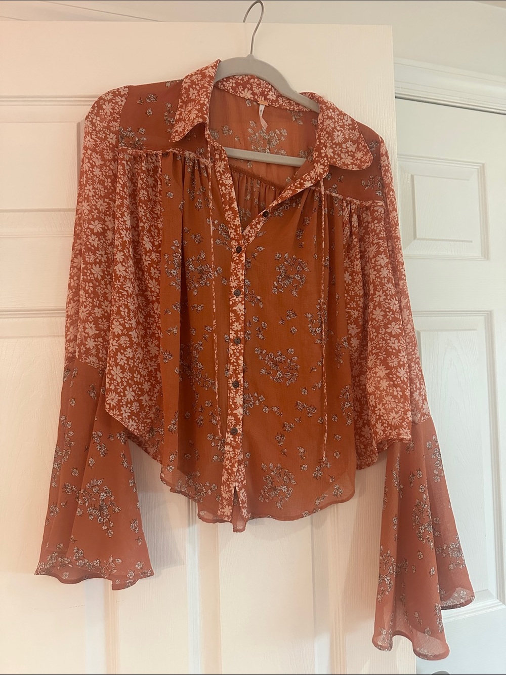 Free people flowy blouse size small